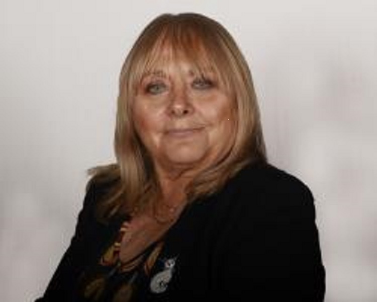 Councillor Debbie Newall